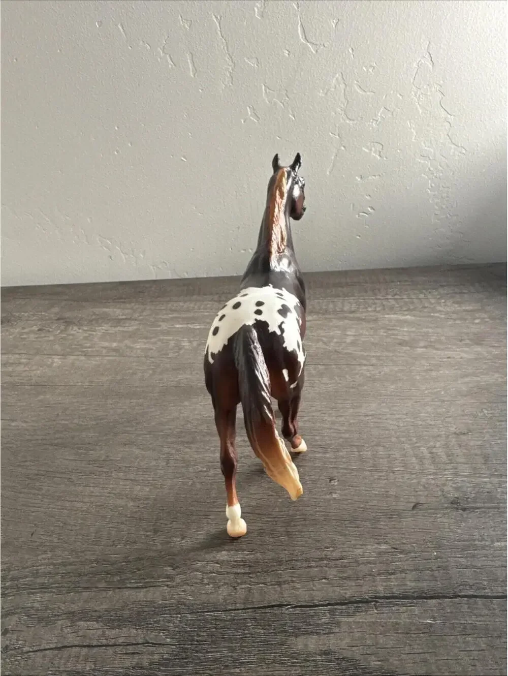 Breyer Classic Ruffian Mold Chestnut Appaloosa Horse Figure EUC - Picture 4 of 4